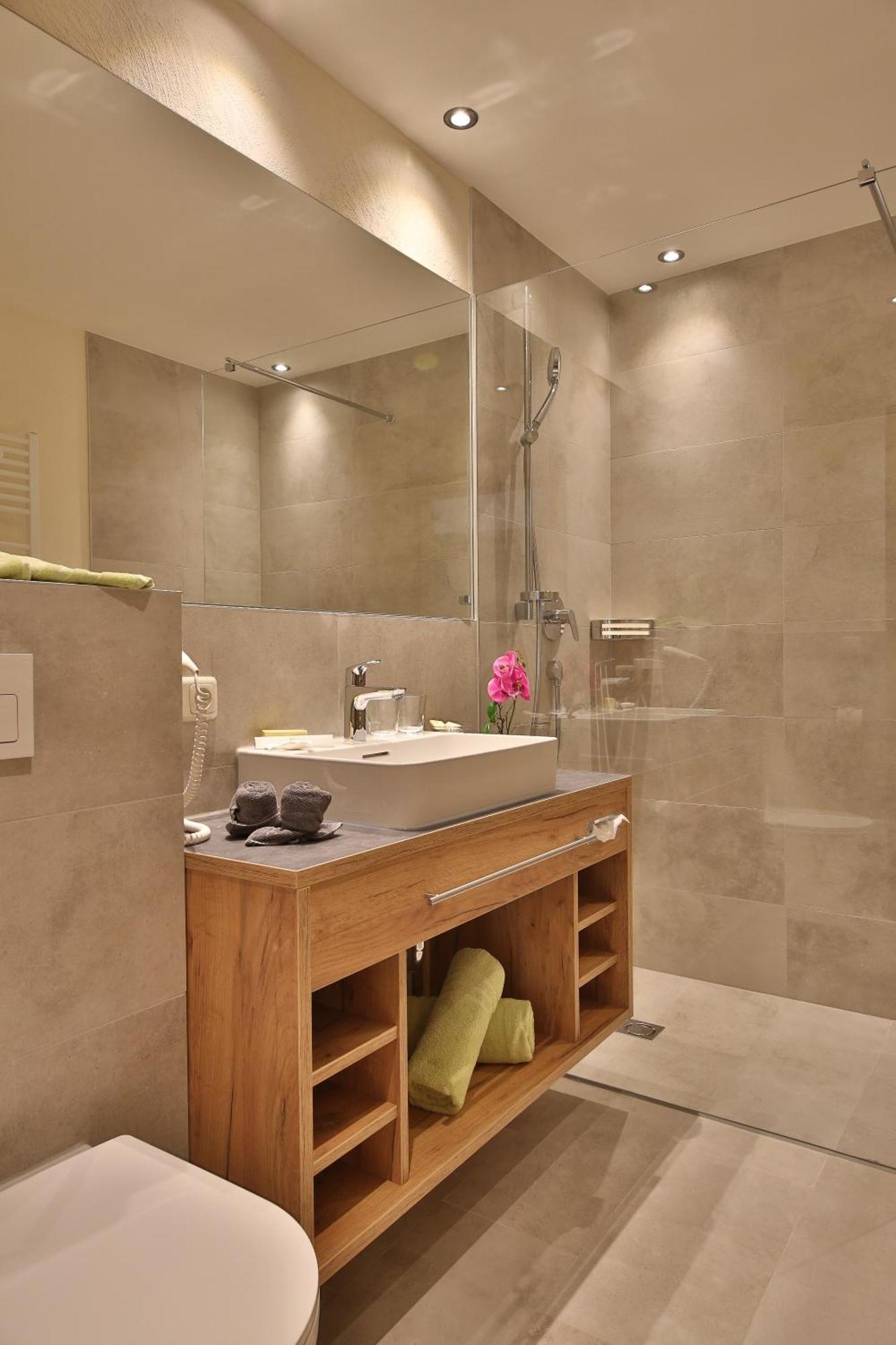 Hotel Montana Fiss Ngoại thất bức ảnh